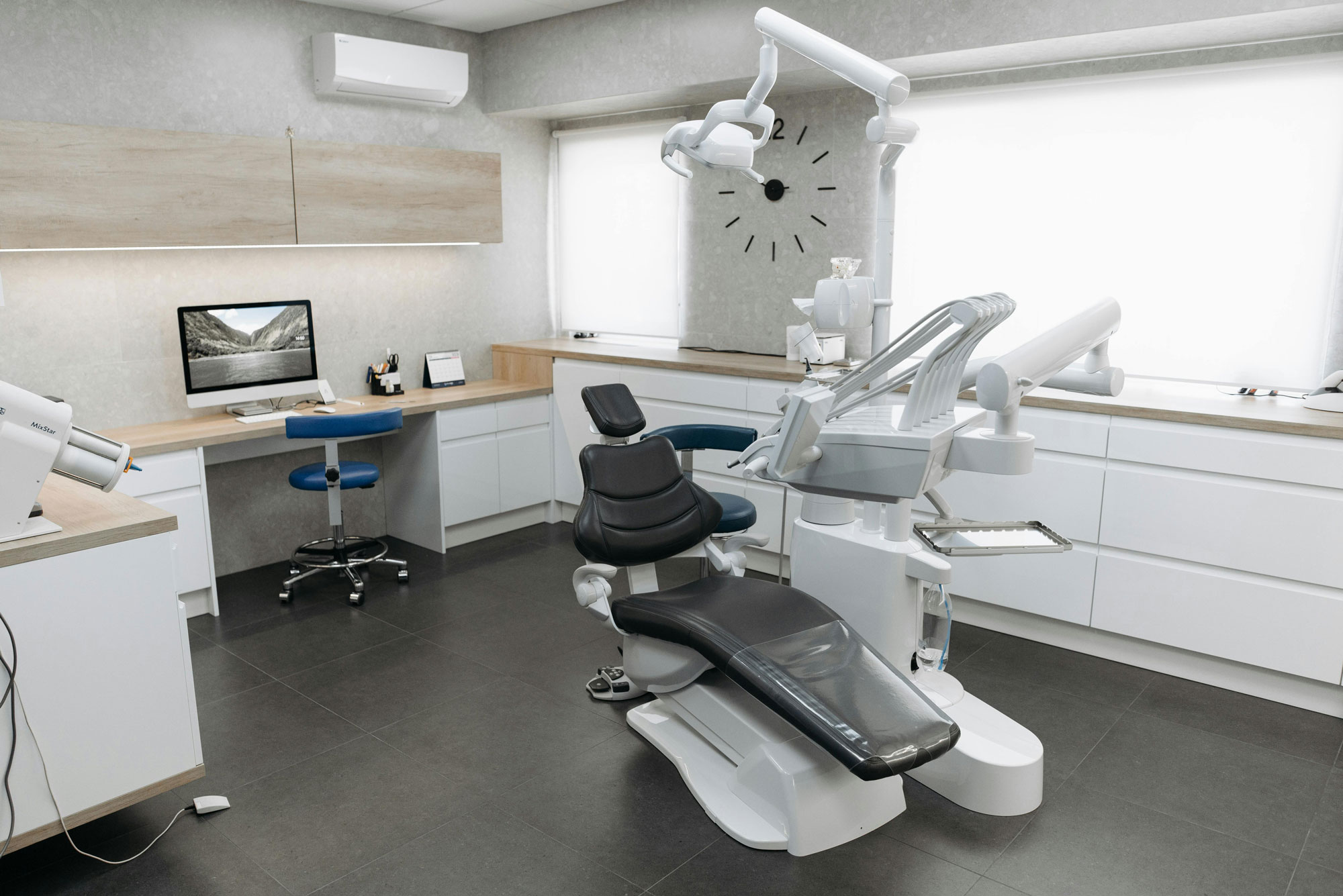 SoCalSmiles Dental Office